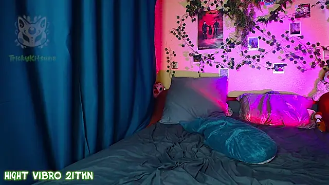 TrickyKitsune 라이브 XXX 채팅