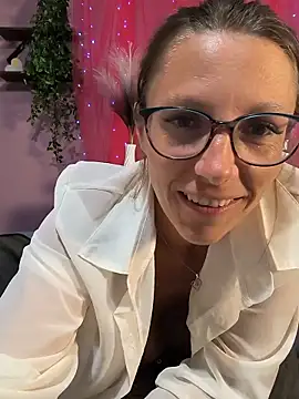 Tasty_pants' Live XXX Chat