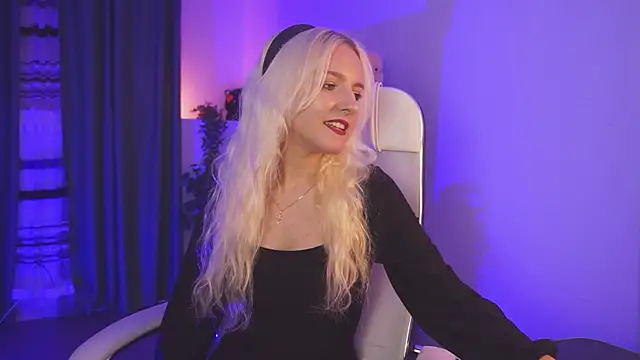 ViolaMore Chat XXX live
