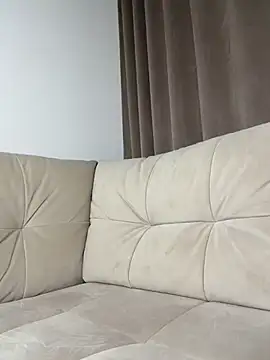 Chat +18 de Angelinna_xo ao vivo