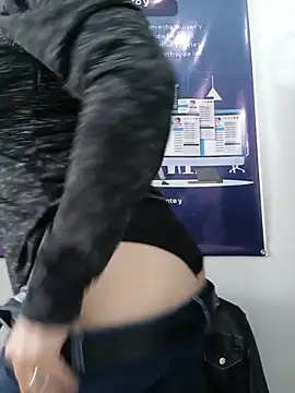 KAREN--03 – Naživo XXX chat