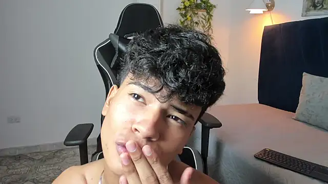 دردشة jacob_cum23 الجنسية المباشرة