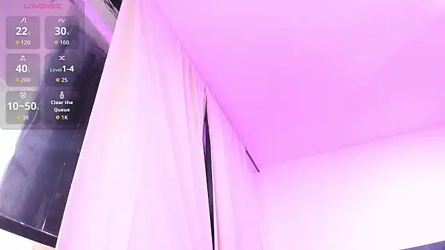Kylie2211 Live XXX-Chat