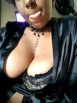 Chat XXX Live Kandeefooxxx