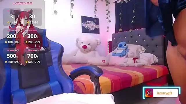 Pocahontaslovex's Live XXX Chat