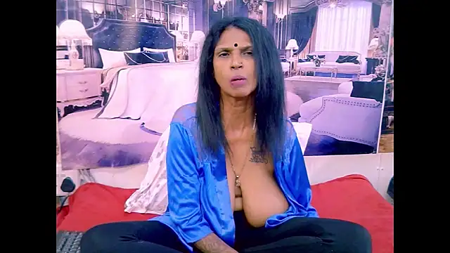IndianVanya4u2u's Live XXX Chat