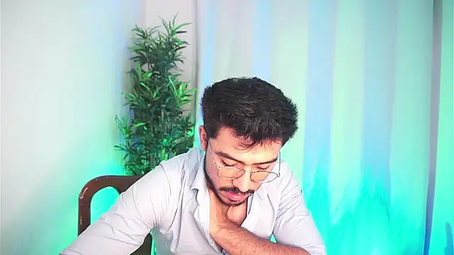 dam0n_fr0st Chat XXX in diretta