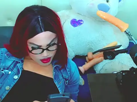 Živý XXX chat NharaBigCock