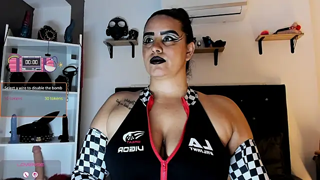 دردشة MariaGaitan الجنسية المباشرة