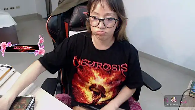 pink-2022's Live XXX Chat