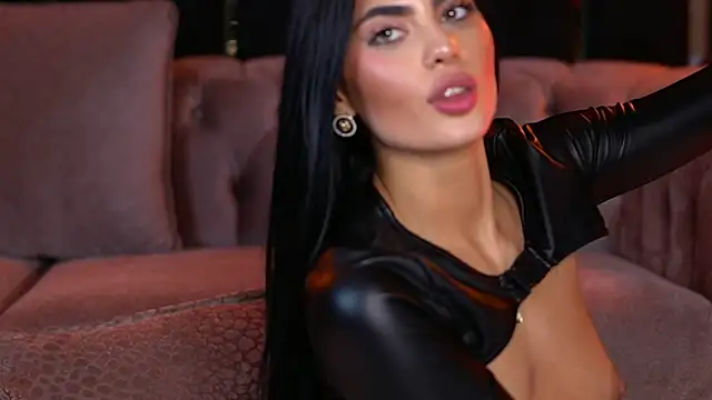 Chat XXX en directo de RavennaDArcy