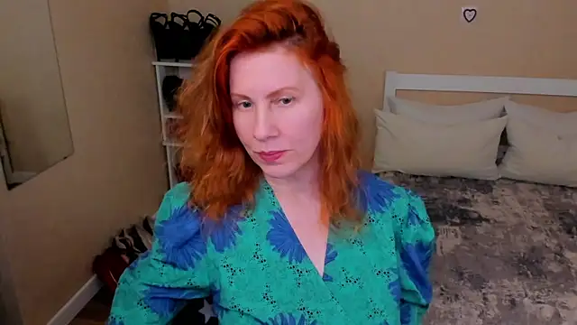 FoxySophia Live XXX-chat