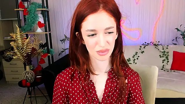 ChristinaConteeree's Live XXX Chat