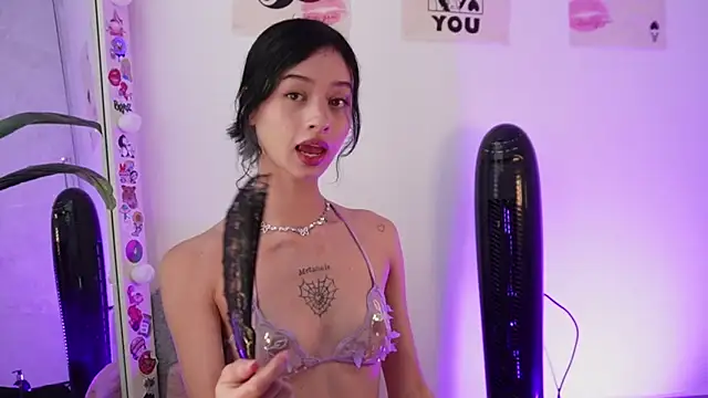 Czat XXX na żywo – salome-brown