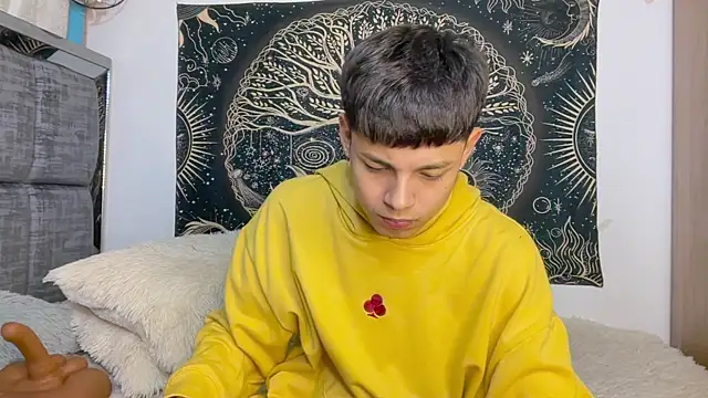 Czat XXX na żywo – Andy_Belier23