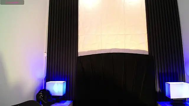 Czat XXX na żywo – alicia_moom