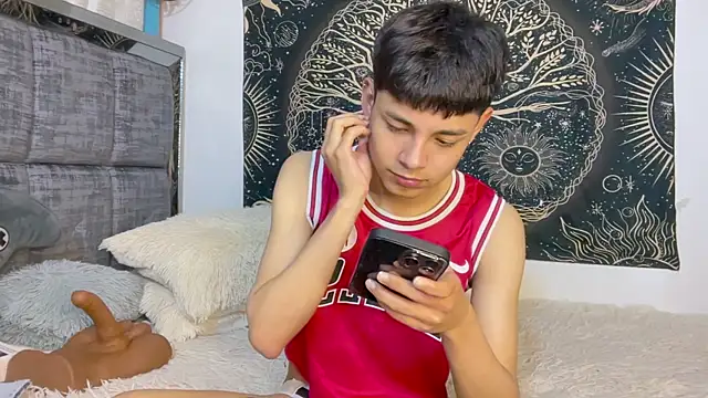 Czat XXX na żywo – Andy_Belier23