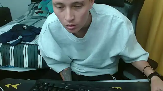 Chat +18 de duo_peludoo ao vivo