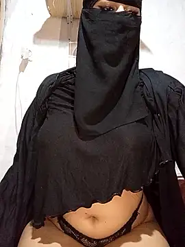 -Batta- Adlı Modelin Canlı XXX Sohbeti