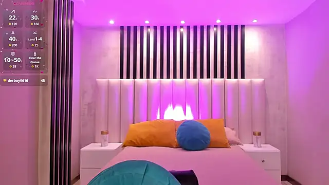 دردشة CorinneRusso الجنسية المباشرة