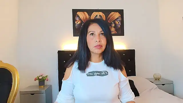 Chat +18 de Shanon_mature ao vivo