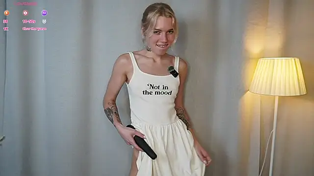 XXX chat uživo modela DianeHonnette