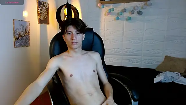 Marcoviolet Live XXX Chat