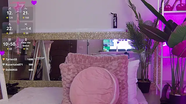 ArianaArianna Adlı Modelin Canlı XXX Sohbeti