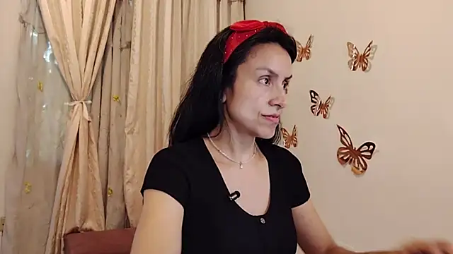 Bella_Exhibition – Live XXX-chat