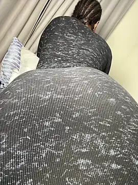 دردشة Hugemassivebootie الجنسية المباشرة