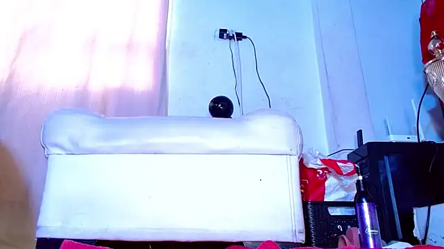 Chat +18 de Nasty_Roxxane ao vivo