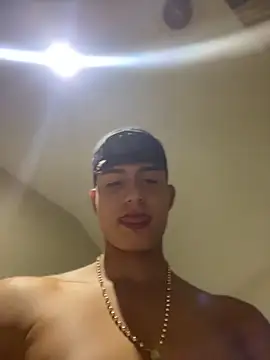 Lander_Cruz Adlı Modelin Canlı XXX Sohbeti