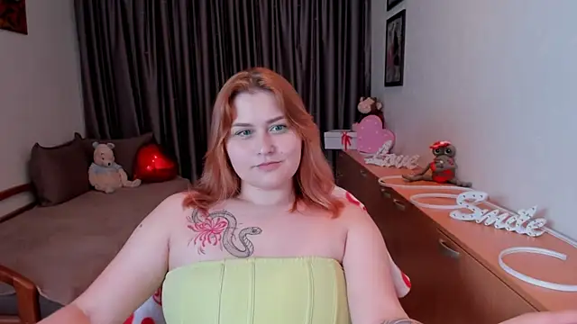 NoraLiin's Live XXX Chat
