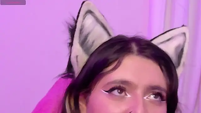 دردشة Sachi_Meow الجنسية المباشرة