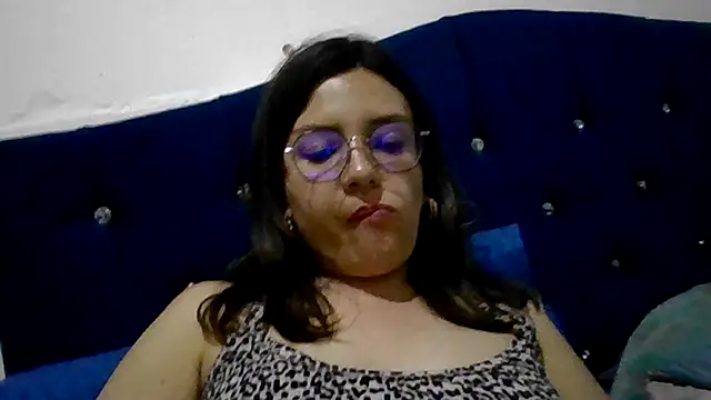 princessbella93 Chat XXX in diretta