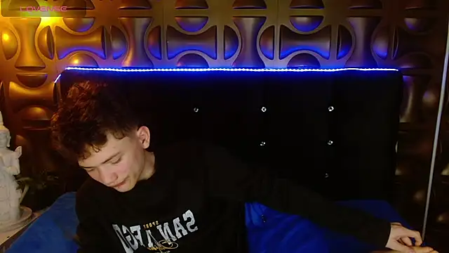 Онлайн чат XXX cruz_dante