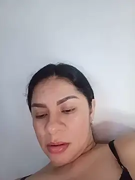 Онлайн чат XXX luna_pinky