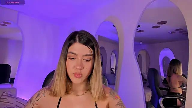 EveBensonX 라이브 XXX 채팅