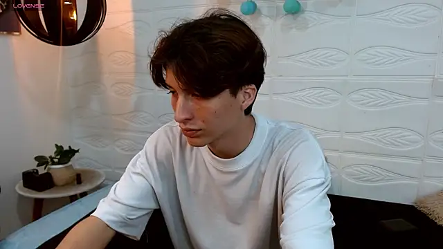Chat XXX en directo de Marcoviolet