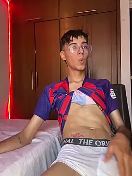 Онлайн чат XXX Milo_Gunnar