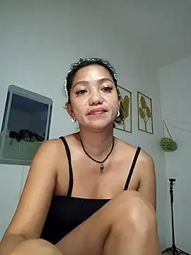 tinahturndo 现场XXX聊天