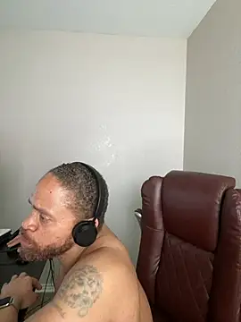 Fathero1time Live XXX Chat