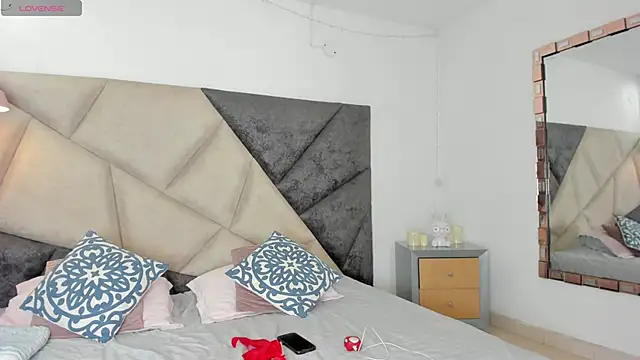 AfroditaVega_'s Live XXX Chat