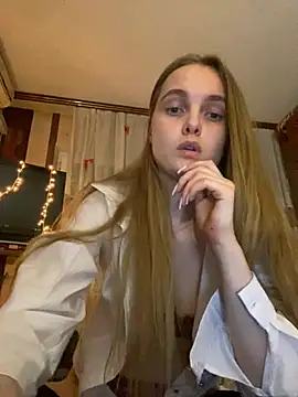 LunaVey Chat XXX in diretta