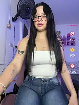 lucy_grey25's Live XXX Chat
