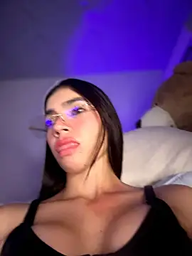 Chat XXX Live Eveliin_ruiz