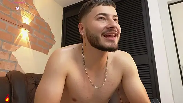 Brandon_01 Live XXX-chat