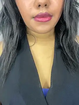 __Tamil_Hot_Chellakutty__のライブXXXチャット