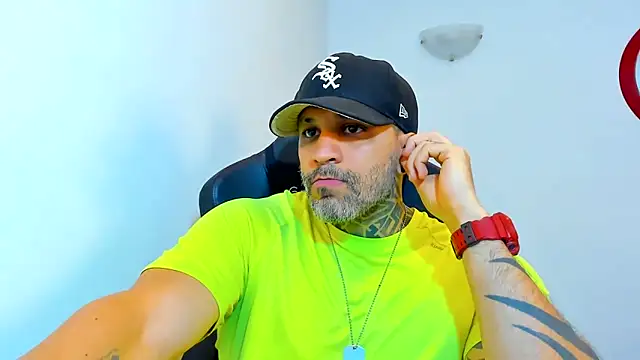 JoshRigby Adlı Modelin Canlı XXX Sohbeti