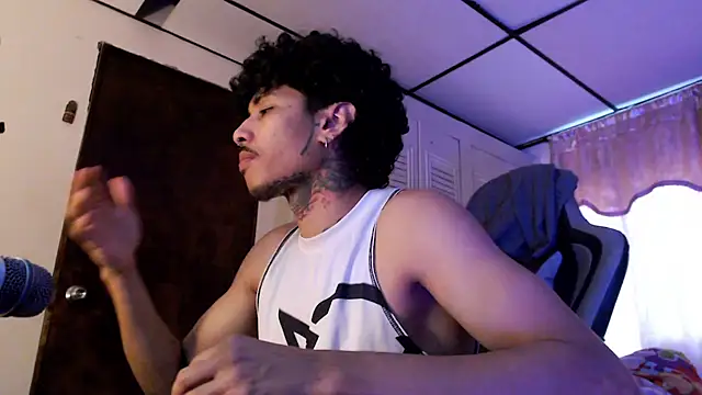 Živý XXX chat D3v1L88